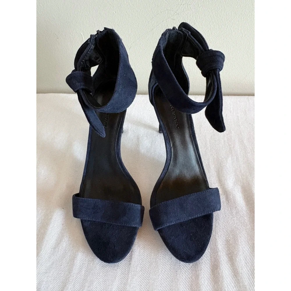 NEW Banana Republic Navy Suede Bow Ankle Strap Stiletto Sandals Heels‎ Size 8